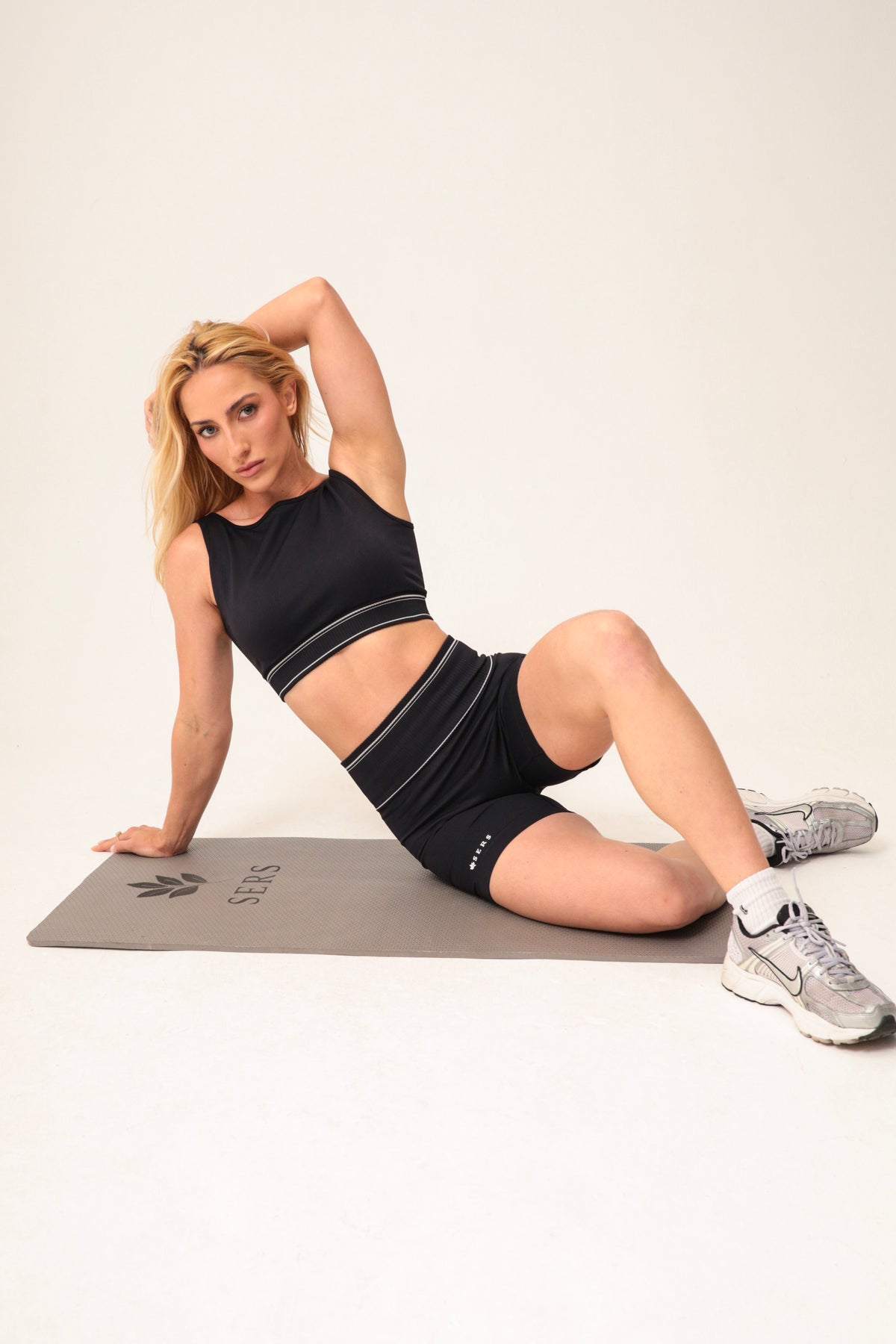 Shorts Seamless Frame | Black